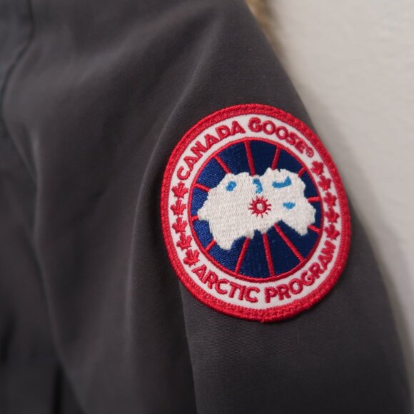 XS Canada Goose Women's Gray Parka Winter Down Kensington Jacket - Picture 10 of 16